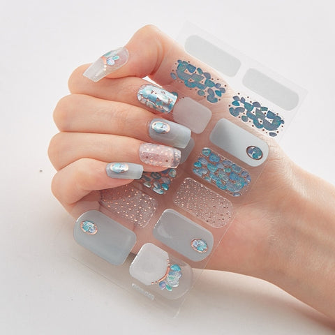 Patterned Nails With Creative Nail Polish